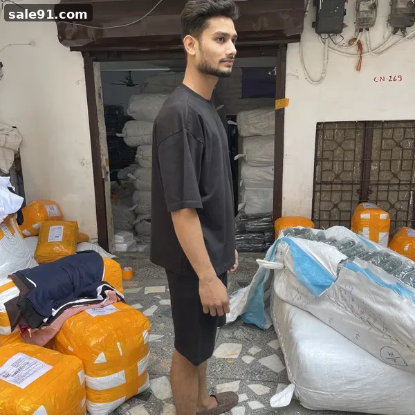 Boxy Fit - Side View - Blank Oversized Tees Wholesale Sale91