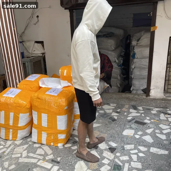 Hoodie 430gsm - Close-up Detail - Blank Hoodies Wholesale Sale91